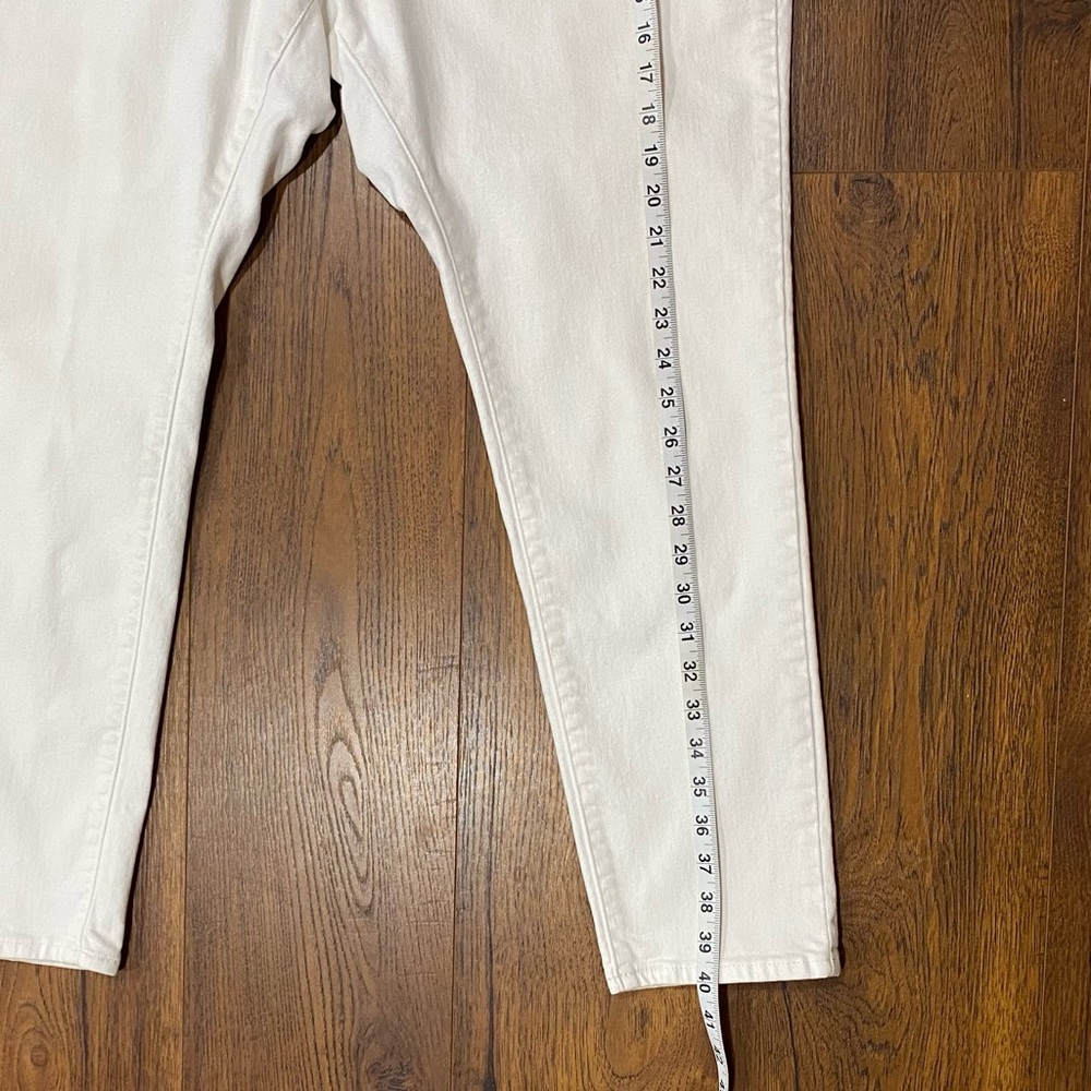 Levi's Women’s 721 Crisp White High Rise Skinny Jeans Size 24W - Picture 13 of 15